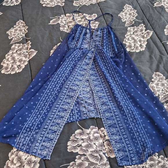 Sheer Studded Paisley Blouse - Picture 4 of 5